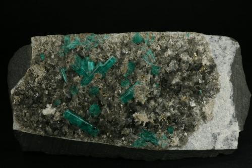 Beryl (variety emerald), Calcite, Pyrite, Albite<br />Muzo mining district, Western Emerald Belt, Boyacá Department, Colombia<br />125x70x40cm<br /> (Author: Fiebre Verde)