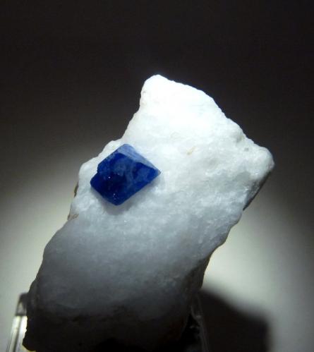 Espinela.<br />Nagar, Valle Hunza, Distrito Nagar, Gilgit-Baltistan (Áreas del Norte), Paquistán<br />45x20 Cr. 8 mm.<br /> (Autor: Jesus Franquesa Baucells)