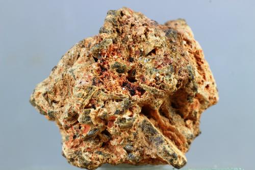 Bastnäsita<br />Valle Imorona, Distrito Ambatofinandrahana, Región Amoron'i Mania, Provincia Fianarantsoa, Madagascar<br />30x25 mm.<br /> (Autor: Juan Espino)