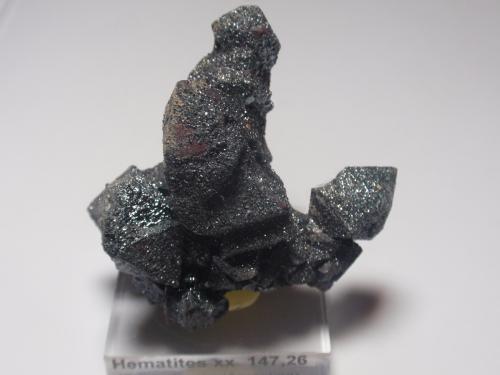 Hematites pseudomorfizando Magnetita (variedad martita)<br />Volcán Payún Matru, Malargüe, Departamento Malargüe, Provincia Mendoza, Argentina<br />60x50 mm<br /> (Autor: Ignacio)