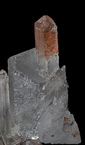 Quartz, Hematite<br />Jinlong Hill, Longchuan, Heyuan Prefecture, Guangdong Province, China<br /><br /> (Author: am mizunaka)