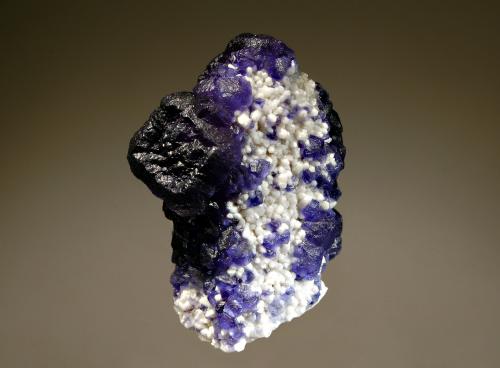 Fluorite<br />Huanggang Mines, Hexigten Banner (Kèshíkèténg Qí), Chifeng (Ulanhad), Inner Mongolia Autonomous Region, China<br />3.6 x 4.5 x 6.2 cm<br /> (Author: crosstimber)