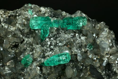 Beryl (variety emerald), Calcite, Pyrite<br />La Pita mining district, Cunas Mine, Municipio Maripí, Western Emerald Belt, Boyacá Department, Colombia<br />105x80x20mm<br /> (Author: Fiebre Verde)