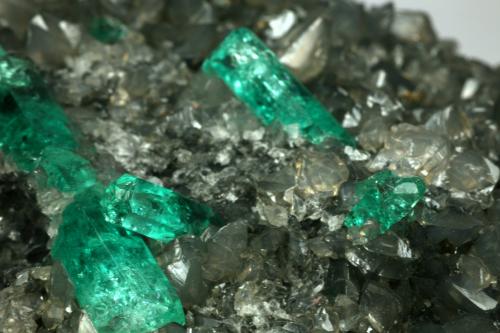 Beryl (variety emerald), Calcite, Pyrite<br />La Pita mining district, Cunas Mine, Municipio Maripí, Western Emerald Belt, Boyacá Department, Colombia<br />105x80x20mm<br /> (Author: Fiebre Verde)