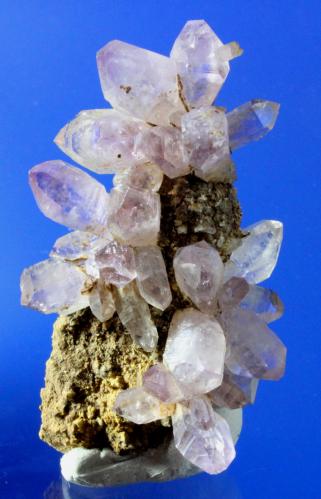 Quartz var amethyst<br />Llocalla (Aki Salla), Bombori, Chayanta Province, Potosí Department, Bolivia<br />6.3 x 3.4 cm<br /> (Author: Don Lum)