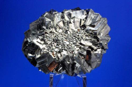 Pyrite<br />Región Autónoma Guangxi Zhuang, China<br />7.0 x 5.3 x 2.5 cm<br /> (Author: Don Lum)