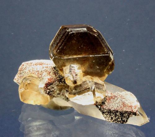 Dolomite, Quartz<br />Brumado, Bahia, Northeast Region, Brazil<br />5.5 x 3.7 cm<br /> (Author: Don Lum)