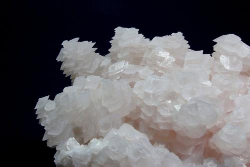 Calcite<br />Shizhuyuan Mine, Dongpo, Yizhang District, Chenzhou Prefecture, Hunan Province, China<br />17 x 16 cm<br /> (Author: Don Lum)