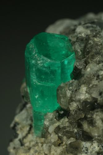 Beryl (variety emerald), Calcite<br />Coscuez mining district, Municipio San Pablo de Borbur, Western Emerald Belt, Boyacá Department, Colombia<br />35x40x55mm<br /> (Author: Fiebre Verde)