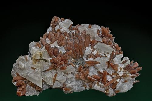 Quartz, Calcite, Pyrite<br />San Antonio Mine (San Antonio el Grande Mine), East Camp, Santa Eulalia District, Municipio Aquiles Serdán, Chihuahua, Mexico<br />9.6 x 6.6 cm<br /> (Author: am mizunaka)