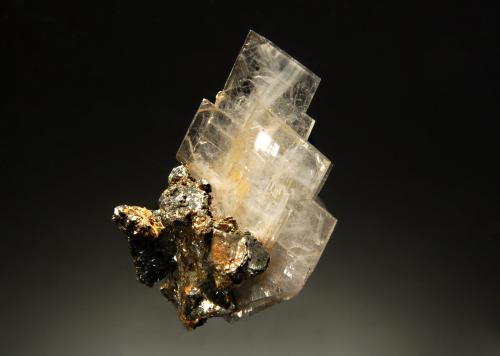 Barite<br />Oumjrane mining area, Alnif Commune, Tinghir Province, Drâa-Tafilalet Region, Morocco<br />2.3 x 3.1 cm<br /> (Author: crosstimber)