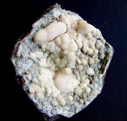 Cuarzo (variedad calcedonia)<br />Agaete, Gran Canaria, Provincia de Las Palmas, Canarias, España<br />12cm por 12cm<br /> (Autor: canada)