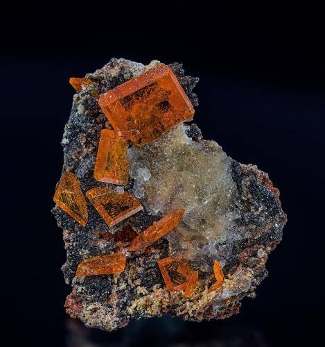 Wulfenite, Quartz<br />Chah Milleh Mine, Chah Milleh, Anarak District, Nain, Isfahan Province, Iran<br />3.2 x 2.7 cm<br /> (Author: am mizunaka)