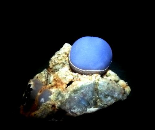Fluorita.<br />Guxian, Tongbai, Prefectura Nanyang, Provincia Henan, China<br />55x35 mm.<br /> (Autor: Jesus Franquesa Baucells)