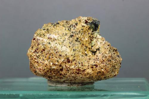 Fluorapatito<br />Minas Nuestra Señora del Carmen, La Celia, Jumilla, Comarca Altiplano, Región de Murcia (Murcia), España<br />38x32 mm<br /> (Autor: Juan Espino)