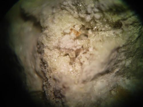 Azufre<br />Minas del Coto Menor, Hellín, Comarca Campos de Hellín, Albacete, Castilla-La Mancha, España<br />1.7mm<br /> (Autor: DPC)