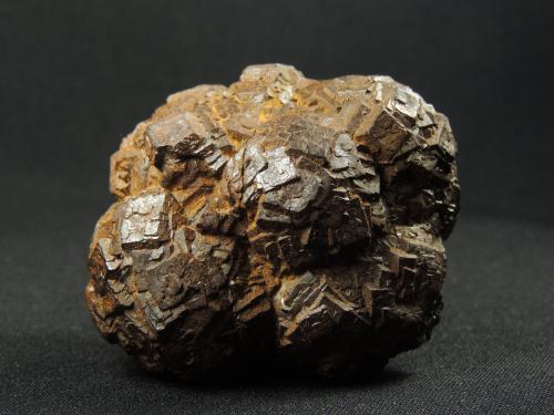 Limonite after Pyrite<br />Cuetzalan del Progreso, Municipio Puebla de Zaragoza, Puebla, Mexico<br />6 x 5.3 x 3.5 centimeters<br /> (Author: Ricardo Melendez)