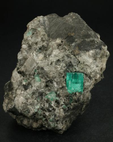 Beryl (variety emerald), Calcite<br />La Pita mining district, Consorcio Mine, Municipio Maripí, Western Emerald Belt, Boyacá Department, Colombia<br />60x80mm<br /> (Author: Fiebre Verde)