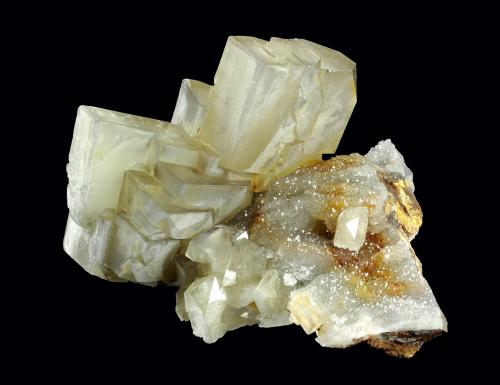 Barite<br />Xikuangshan Sb deposit, Lengshuijiang, Loudi Prefecture, Hunan Province, China<br />117 x 110 x 78 mm<br /> (Author: GneissWare)