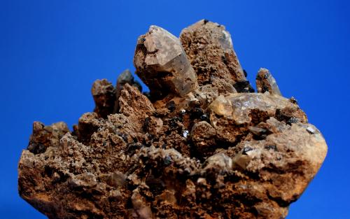 Brookite, Quartz (var smoky)<br />Rutherford Deposit (Moses Hill), Magnet Cove, Hot Spring County, Arkansas, USA<br />18.5 x 13 cm<br /> (Author: Don Lum)