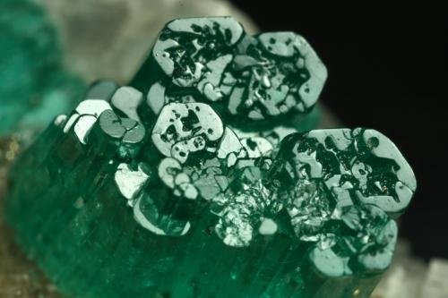 Beryl (variety emerald), Calcite, Pyrite<br />Chivor mining district, Municipio Chivor, Eastern Emerald Belt, Boyacá Department, Colombia<br />42x48x20mm - Detail<br /> (Author: Fiebre Verde)