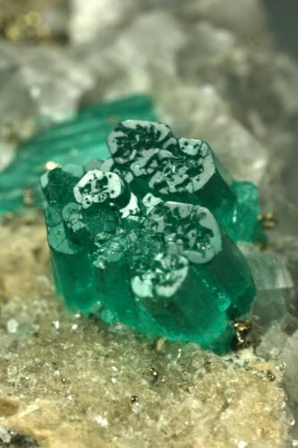 Beryl (variety emerald), Calcite, Pyrite<br />Chivor mining district, Municipio Chivor, Eastern Emerald Belt, Boyacá Department, Colombia<br />42x48x20mm - Detail<br /> (Author: Fiebre Verde)