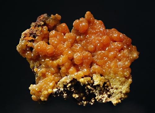 Pyromorphite<br />Mina Bunker Hill, Vena Jersey, Nivel 9, Bunker Hill properties, Kellogg, Distrito Coeur d'Alene, Condado Shoshone, Idaho, USA<br />5.5 x 7.1 cm<br /> (Author: crosstimber)