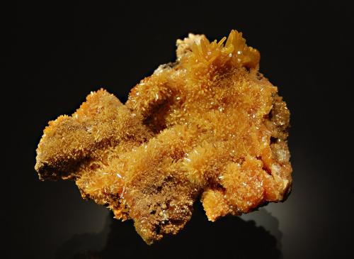 Pyromorphite<br />Mina Bunker Hill, Vena Jersey, Nivel 9, Bunker Hill properties, Kellogg, Distrito Coeur d'Alene, Condado Shoshone, Idaho, USA<br />4.0 x 5.0 cm<br /> (Author: crosstimber)