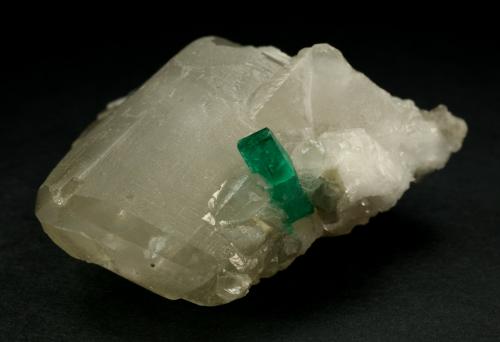 Beryl (variety emerald), Calcite<br />Coscuez mining district, Municipio San Pablo de Borbur, Western Emerald Belt, Boyacá Department, Colombia<br />62x50x45mm<br /> (Author: Fiebre Verde)