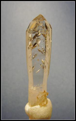 Quartz<br />Brandberg area, Erongo Region, Namibia<br />39 x 09 x 08 mm<br /> (Author: Pierre Joubert)