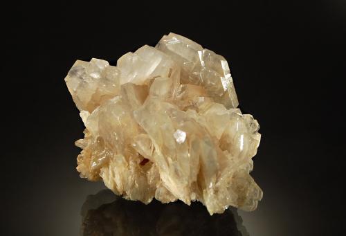 Barite<br />Palos Verdes Hills, Palos Verdes Peninsula, Los Angeles County, California, USA<br />4.5 x 6.3 cm<br /> (Author: crosstimber)