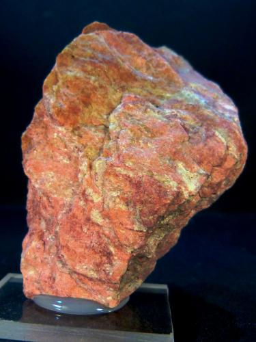 Zoisita (variedad thulita)<br />Trondheim, Trondheim Municipality, Trøndelag, Norway<br />5 x 7 x 3 cm.<br /> (Autor: Felipe Abolafia)