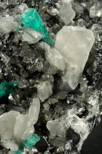 Beryl (variety emerald), Calcite, Pyrite<br />Coscuez mining district, Municipio San Pablo de Borbur, Western Emerald Belt, Boyacá Department, Colombia<br />95x75x75mm, xl=15mm<br /> (Author: Fiebre Verde)