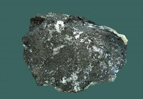 Bismuto con arseniuros de cobalto y níquel.<br />Mina San Francisco, Pozoblanco, Comarca Los Pedroches, Córdoba, Andalucía, España<br />7 x 8 cm<br /> (Autor: Antonio Carmona)