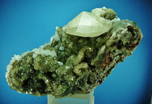 Calcita  + Fluorita  + Barita<br />Mina Moscona, El Llano, Solís, Corvera de Asturias, Comarca Avilés, Principado de Asturias (Asturias), España<br />23 x 13.5 cm<br /> (Autor: Diego Navarro)
