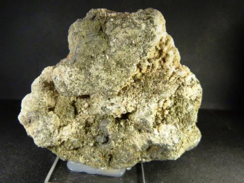 Moscovita (Grupo Mica)<br />Cantera Oficarsa, Cerro de las Culebras, Carchelejo, Cárcheles, Comarca Sierra Mágina, Jaén, Andalucía, España<br />10 x 8 x 3,5 cm.<br /> (Autor: Felipe Abolafia)