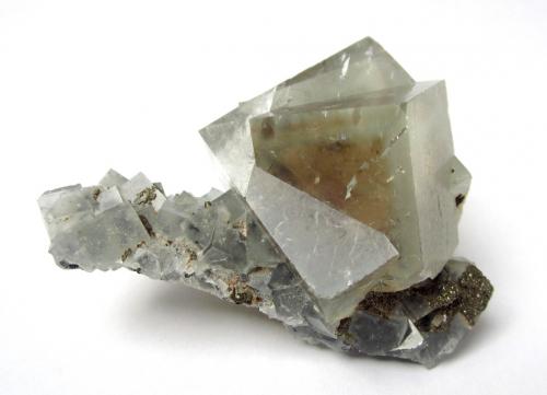 Fluorite (twinned)<br />Mina Beihilfe, Halsbrücke, Distrito Freiberg, Erzgebirgskreis, Sajonia/Sachsen, Alemania<br />Specimen size 6 cm, largest crystals 2,8 cm<br /> (Author: Tobi)