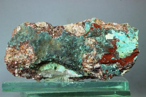 Turquesa<br />Permiso de Investigación Anabel, Cerro de las Minas, Mérida, Comarca Tierra de Mérida - Vegas Bajas, Badajoz, Extremadura, España<br />85x38 mm<br /> (Autor: Juan Espino)