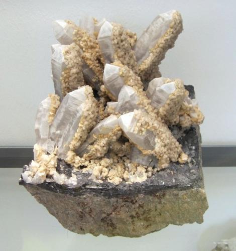 Quartz, ankerite, sphalerite<br />Freiberg District, Erzgebirgskreis, Saxony/Sachsen, Germany<br />Specimen height 20 cm<br /> (Author: Tobi)