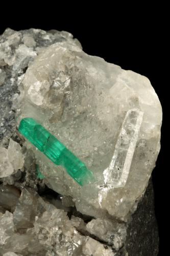 Beryl (variety emerald), Calcite, Pyrite, Quartz<br />Muzo mining district, Western Emerald Belt, Boyacá Department, Colombia<br />105x65x60mm, xl=24mm<br /> (Author: Fiebre Verde)