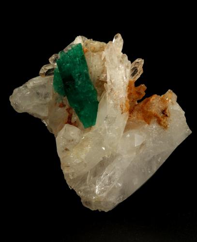 Beryl (variety emerald), Quartz<br />Peñas Blancas Mine, Municipio San Pablo de Borbur, Western Emerald Belt, Boyacá Department, Colombia<br />72x40x68mm, xl=30mm<br /> (Author: Fiebre Verde)