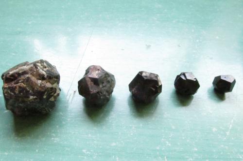 limonita<br />Keuper outcrops, Manzanera, Comarca Gúdar-Javalambre, Teruel, Aragon, Spain<br />1-2 cm<br /> (Autor: Miguel Ángel Martinez)