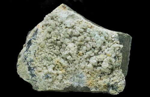 Albita<br />Minera I Quarry, Cerro de los Serranos, Lebrija, Comarca Bajo Guadalquivir, Seville, Andalusia, Spain<br />9 x 7 cm<br /> (Autor: Antonio Carmona)