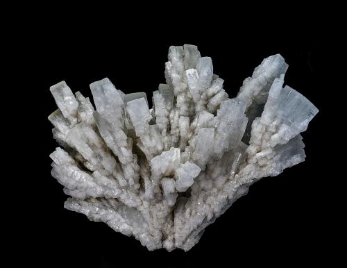 Barite<br />Langeac, Brioude, Haute-Loire, Auvergne-Rhône-Alpes, France<br />5.7 x 4.7 cm<br /> (Author: am mizunaka)