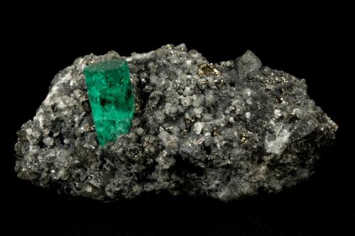 Beryl (variety emerald), Calcite, Pyrite<br />Muzo mining district, Western Emerald Belt, Boyacá Department, Colombia<br />59x34x28mm, xl=15mm<br /> (Author: Fiebre Verde)