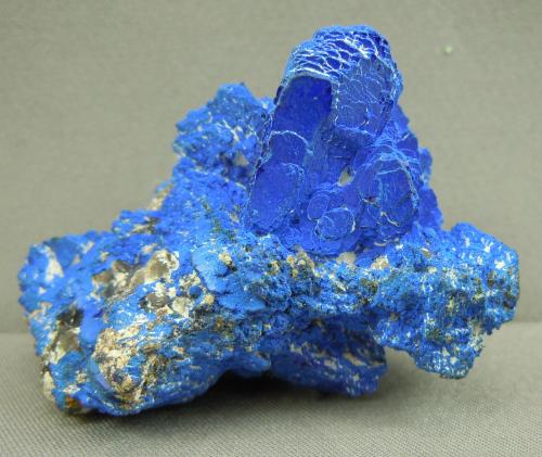 Azurite<br />Mammoth-St. Anthony Mine, St. Anthony deposit, Tiger, Mammoth District, Pinal County, Arizona, USA<br />5.0cm x 3.5cm<br /> (Author: rweaver)