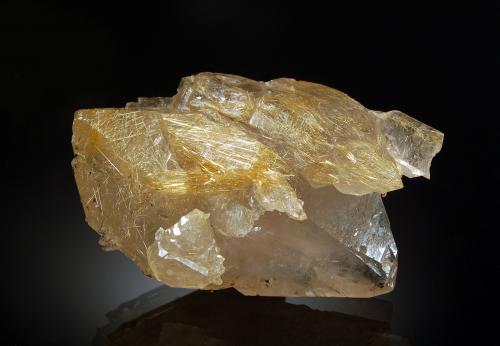 Quartz<br />Novo Horizonte, Bahia, Región Nordeste, Brasil<br />4.2 x 6.8 cm<br /> (Author: crosstimber)