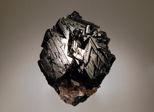 Schorl<br />Jenipapo District, Itinga, Jequitinhonha, Minas Gerais, Brazil<br />4.7 x 5.0 cm<br /> (Author: crosstimber)