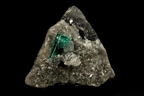 Beryl (variety emerald), Calcite, Dolomite<br />Muzo mining district, Western Emerald Belt, Boyacá Department, Colombia<br />triangle side=35mm, xl=11mm<br /> (Author: Fiebre Verde)