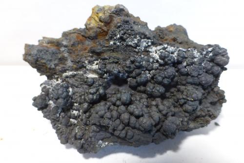 óxidos de manganeso<br />Mines Can Palomeres, Malgrat de Mar, Comarca Maresme, Barcelona, Cataluña / Catalunya, España<br />5x3,5cm<br /> (Autor: heat00)